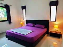 House for Rent East Pattaya showing the master bedroom 