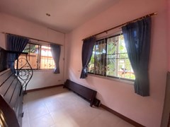 House for rent Mabprachan Pattaya showing the small room