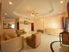 House for rent Pattaya showing the dining and living areas 
