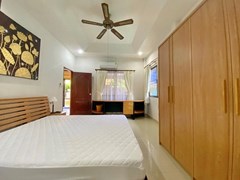 House for rent Pattaya showing the master bedroom with office area 