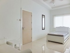 House for sale East Pattaya showing the fourth bedroom