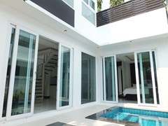 House for sale Jomtien showing the house 
