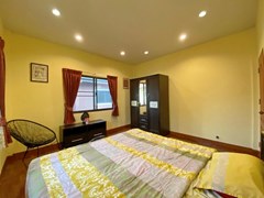 House for sale Jomtien showing the third bedroom 