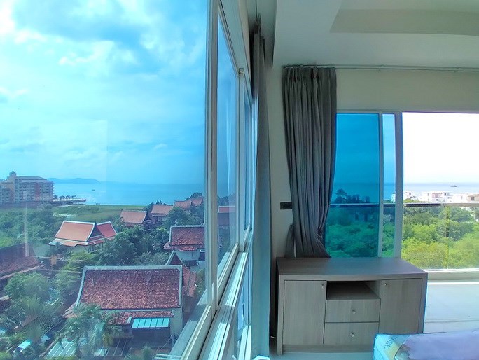 Condominium for rent Na Jomtien showing the view 