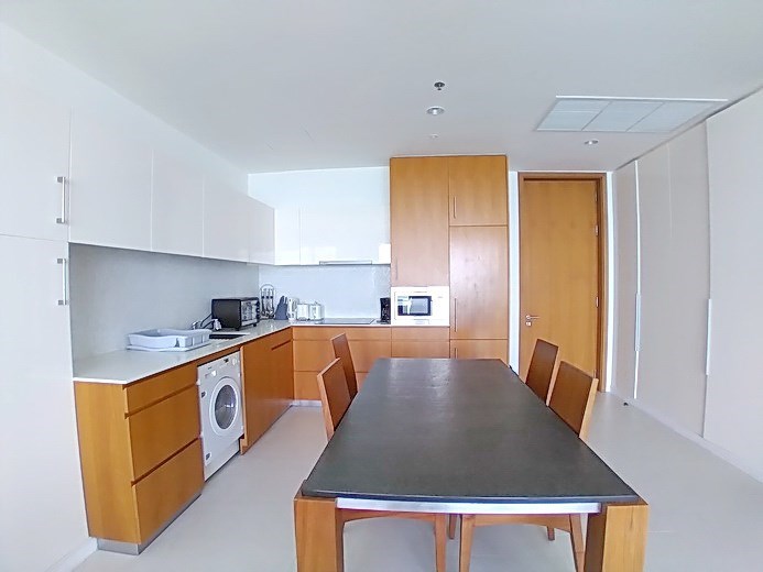 Condominium for rent Northpoint Pattaya showing the dining and kitchen areas Condominium for rent Northpoint Pattaya showing the dining and kitchen areas