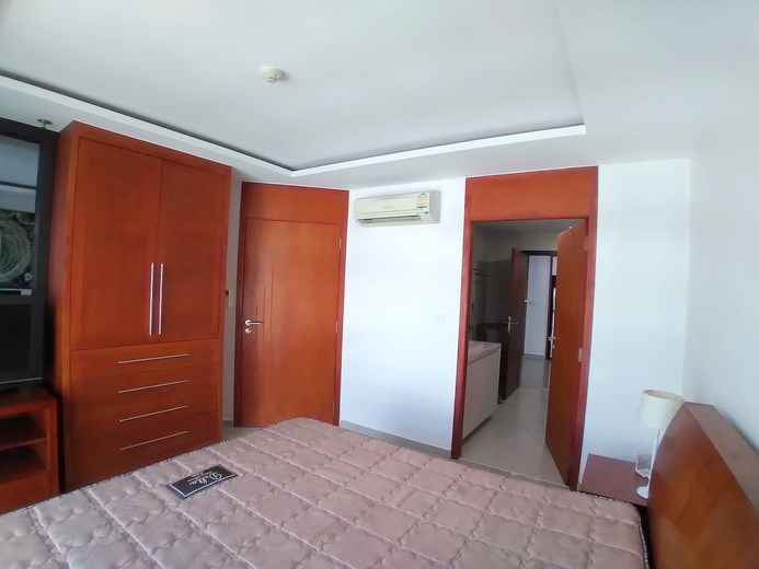 Condominium for rent Pattaya showing the bedroom suite Condominium for rent Pattaya showing the bedroom suite