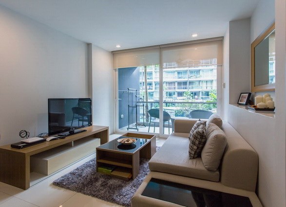 Condominium for rent Pattaya showing the living room 