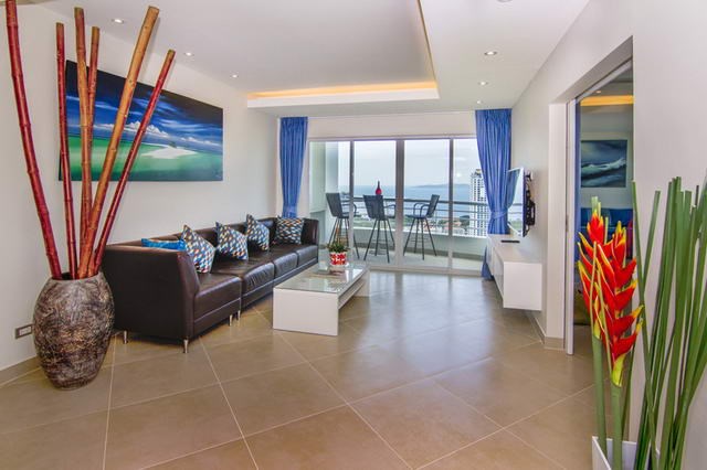 Condominium For Rent Pratumnak Pattaya showing the living area Condominium For Rent Pratumnak Pattaya showing the living area