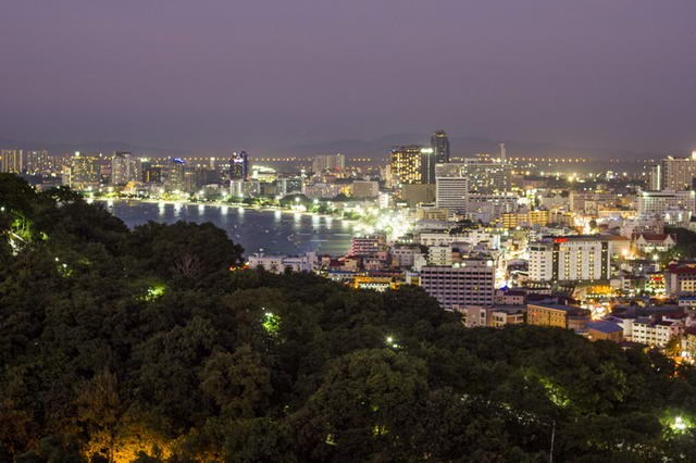 Condominium For Rent Pratumnak Pattaya showing the night view Condominium For Rent Pratumnak Pattaya showing the night view