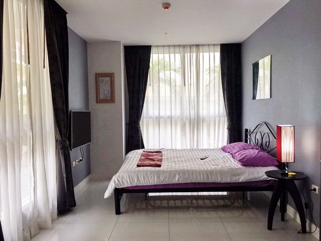 Condominium for rent on Pratumnak Hill Pattaya showing a bedroom