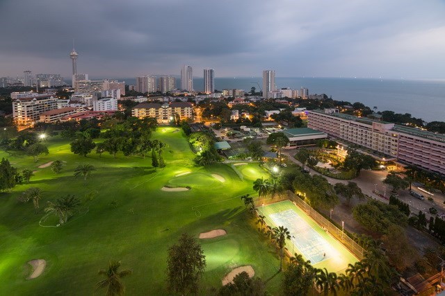 Condominium for sale Pratumnak Pattaya showing the view Condominium for sale Pratumnak Pattaya showing the view