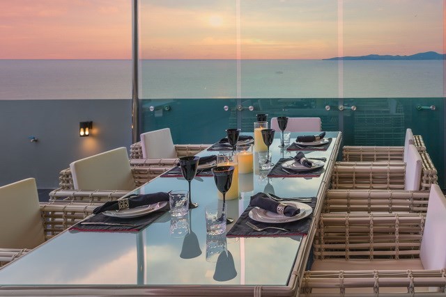 Condominium for sale Pratumnak Pattaya showing the outside dining area Condominium for sale Pratumnak Pattaya showing the outside dining area