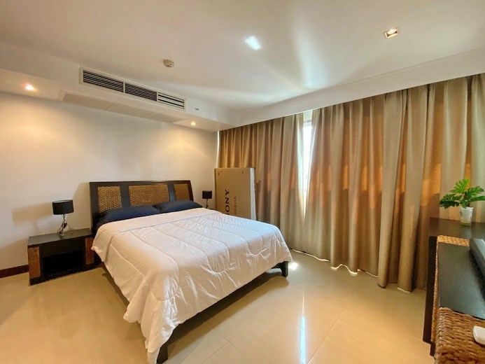 Condominium for rent Pattaya showing the bedroom