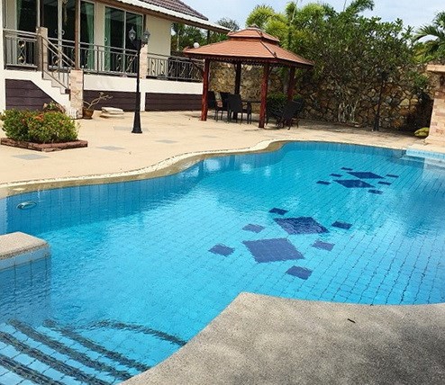 House for rent Na Jomtien showing the private pool and sala House for rent Na Jomtien showing the private pool and sala