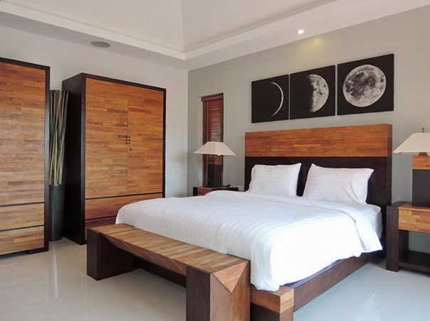 House for rent Bangsaray Pattaya showing the master bedroom 