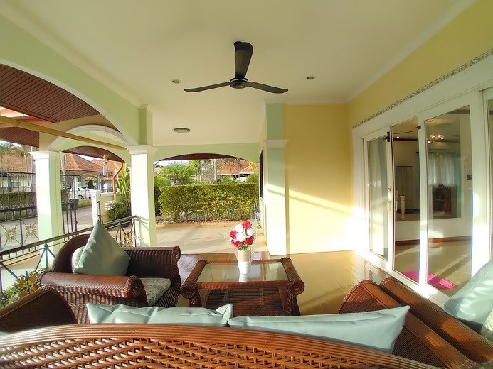 House for rent East Pattaya showing the covered terrace 