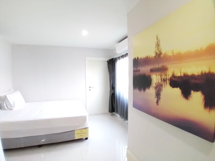 House for rent East Pattaya showing the sixth bedroom suite 