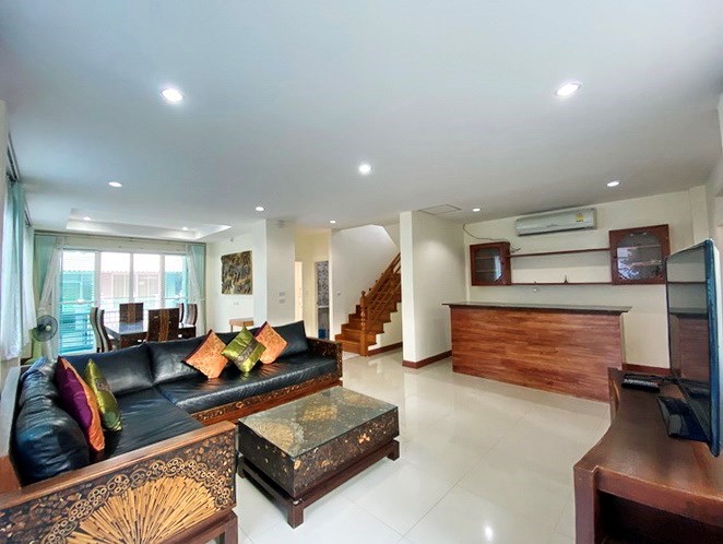 House for rent East Pattaya showing the open plan concept 