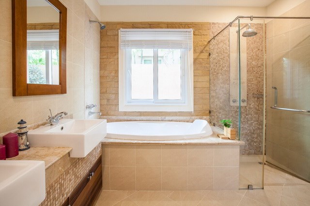 House for rent East Pattaya showing the master bathroom House for rent East Pattaya showing the master bathroom