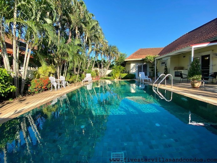 House for rent East Pattaya showing the private pool House for rent East Pattaya showing the private pool