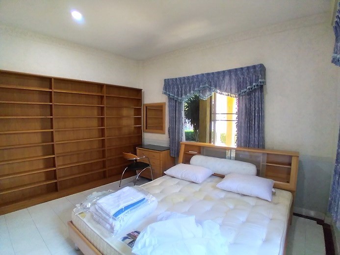 House for rent East Pattaya showing the second bedroom 