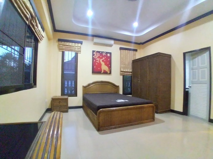 House for rent East Pattaya showing the second bedroom suite 