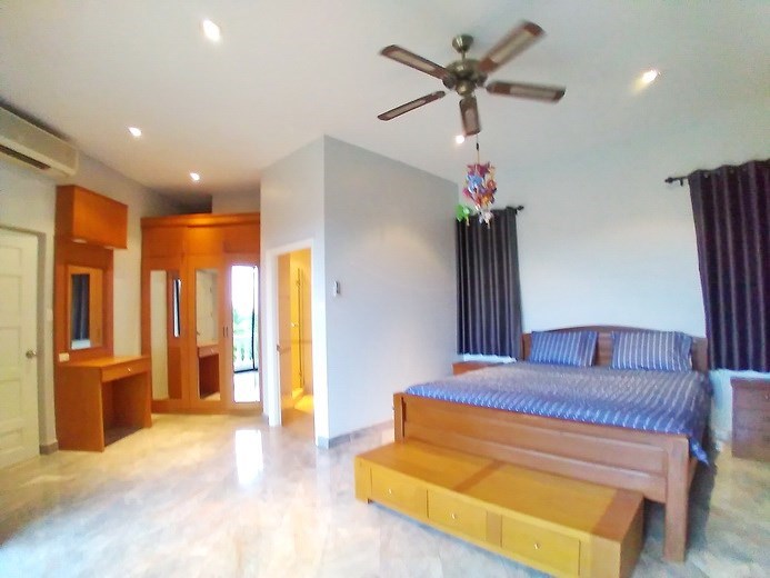 House for rent East Pattaya showing the second bedroom suite 