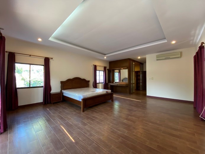 House for rent East Pattaya showing the second bedroom suite 
