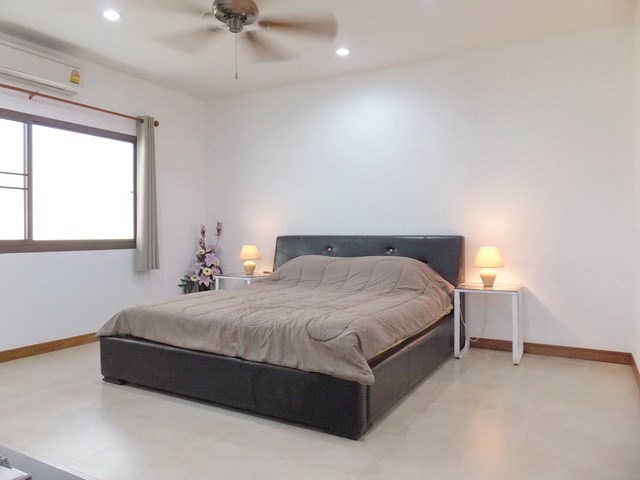House for rent Huay Yai Pattaya showing the second bedroom 