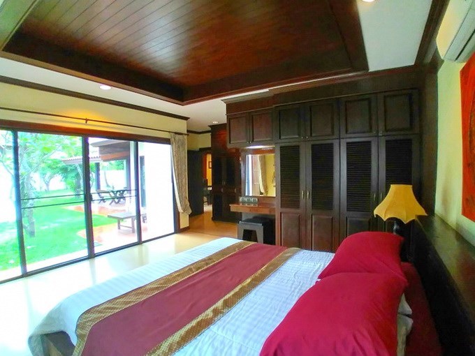 House for rent Huay Yai showing the master bedroom House for rent Huay Yai showing the master bedroom