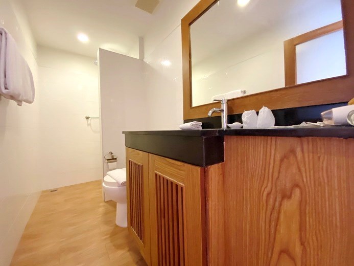 House for rent Jomtien showing a bathroom 