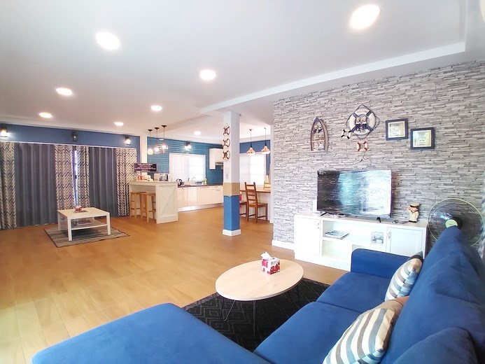 House for rent Jomtien showing the open plan concept House for rent Jomtien showing the open plan concept