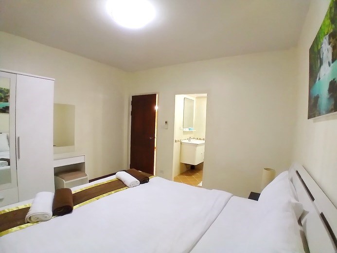 House for rent Jomtien showing the second bedroom suite 