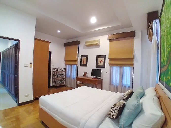 House for rent Mabprachan Pattaya showing the second bedroom suite House for rent Mabprachan Pattaya showing the second bedroom suite