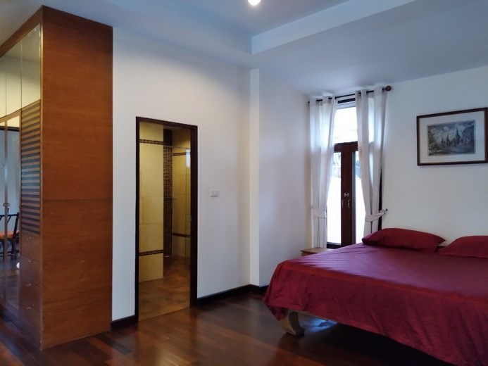 House for rent Mabprachan Pattaya showing the second bedroom suite House for rent Mabprachan Pattaya showing the second bedroom suite
