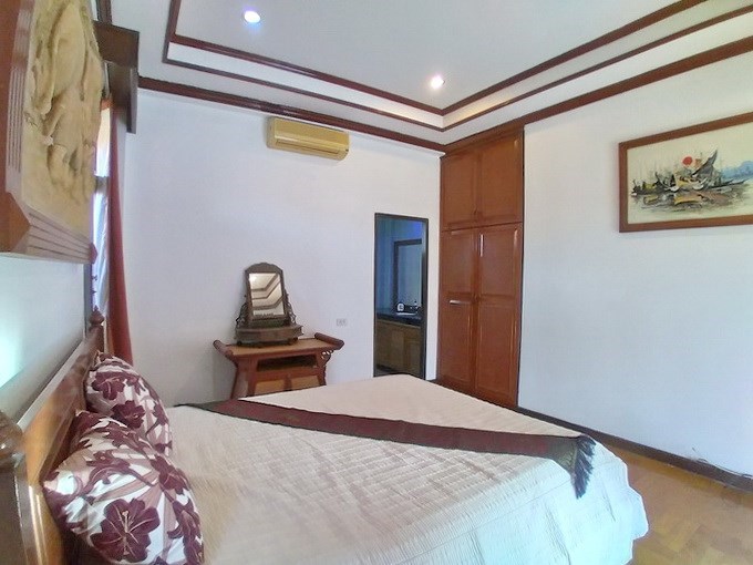 House for rent Mabprachan Pattaya showing the third bedroom suite House for rent Mabprachan Pattaya showing the third bedroom suite