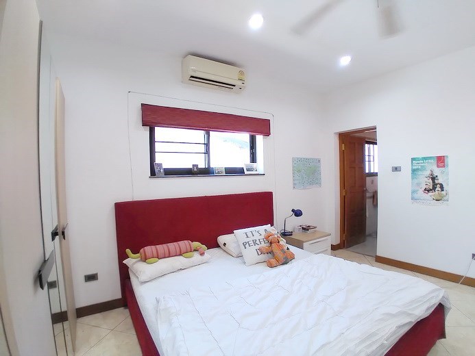House for rent Mabprachan Pattaya showing the third bedroom House for rent Mabprachan Pattaya showing the third bedroom