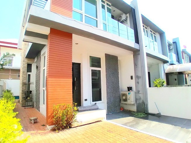 House for rent Pattaya showing the house House for rent Pattaya showing the house