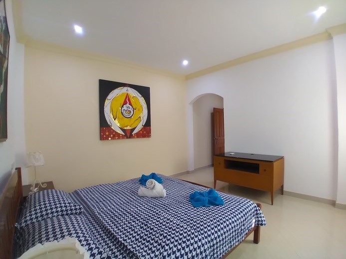 House for rent South Pattaya showing the third bedroom suite 