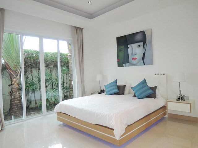 House for rent The Vineyard Pattaya showing the second bedroom suite