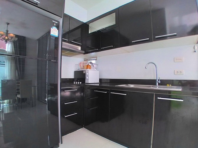 House for rent East Pattaya showing the kitchen House for rent East Pattaya showing the kitchen