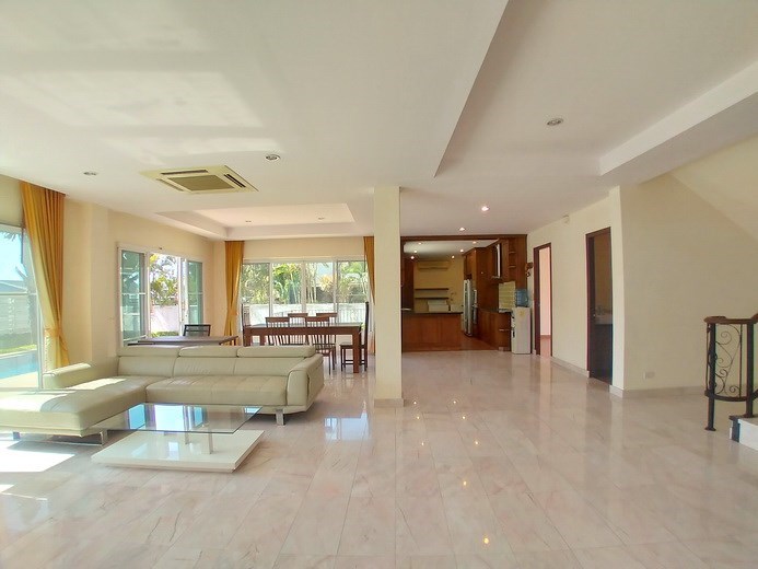 House for rent East Pattaya showing the open plan concept House for rent East Pattaya showing the open plan concept