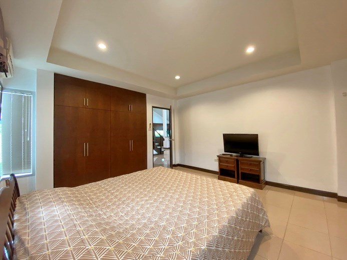 House for rent East Pattaya showing the second bedroom suite 