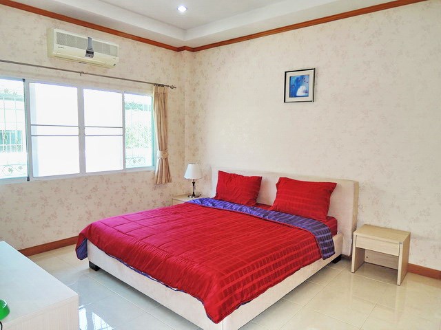 House for rent East Pattaya showing the second bedroom suite 