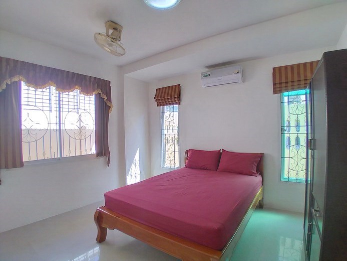 House for rent East Pattaya showing the third bedroom House for rent East Pattaya showing the third bedroom