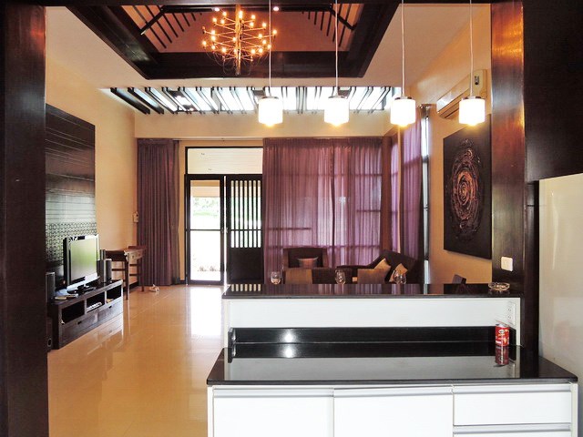 House for rent Pattaya looking from the kitchen
