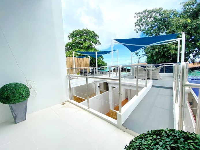 House for sale Bangsaray beach showing the balcony 