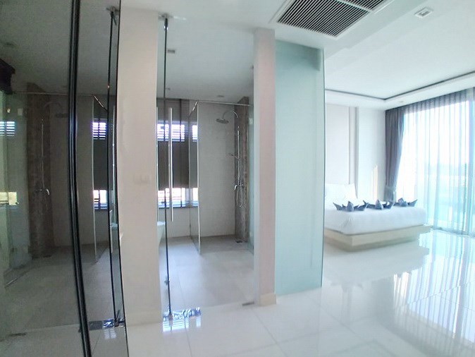 House for sale East Pattaya showing the second bedroom suite House for sale East Pattaya showing the second bedroom suite