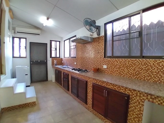 House for sale East Pattaya showing the second kitchen House for sale East Pattaya showing the second kitchen