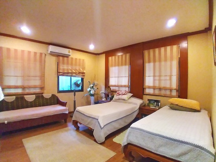 House for sale Huay Yai Pattaya showing the third bedroom House for sale Huay Yai Pattaya showing the third bedroom
